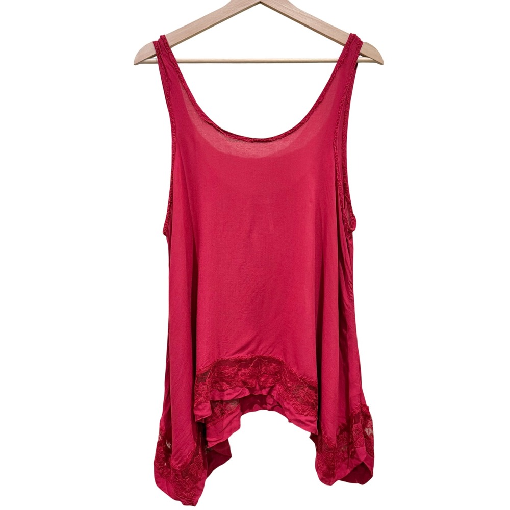Intimately Free People Red Lace Trim Handkerchief Tank Size M